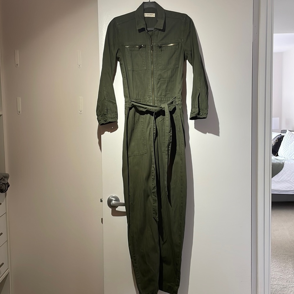 jumpsuit